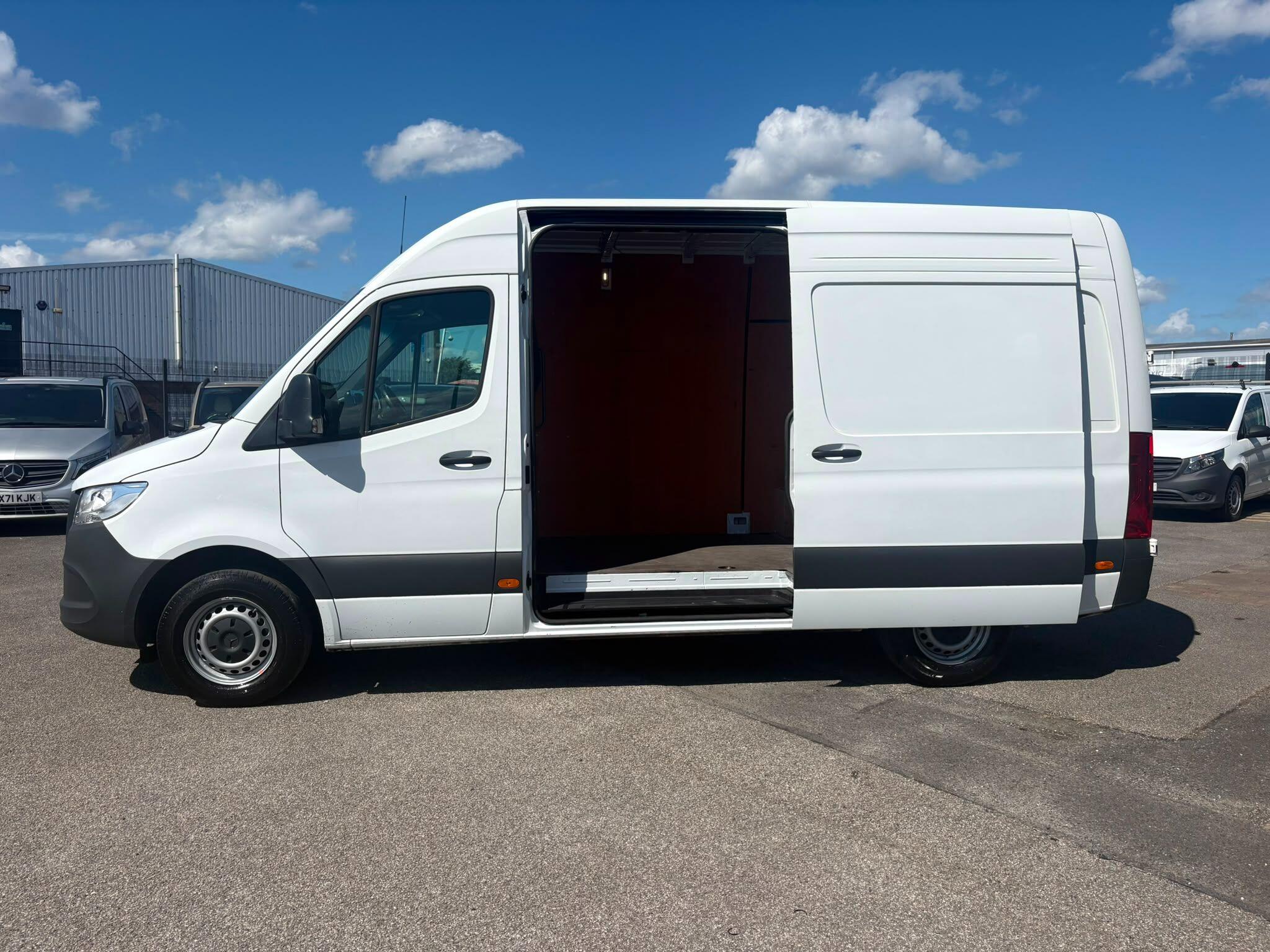Mercedes-Benz Sprinter